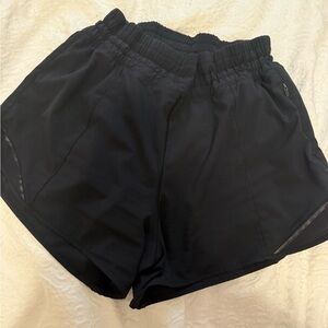 Women's lulu Black Shorts